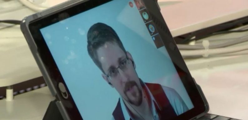 Pour Edward Snowden, Édouard Philippe fait « une erreur » en communiquant via WhatsApp