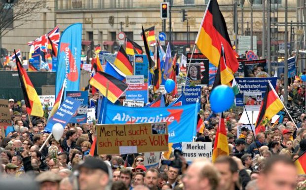 Percée de l’AfD : «L’Allemagne ne peut laisser se dresser un nouveau mur» (Edito du Monde)