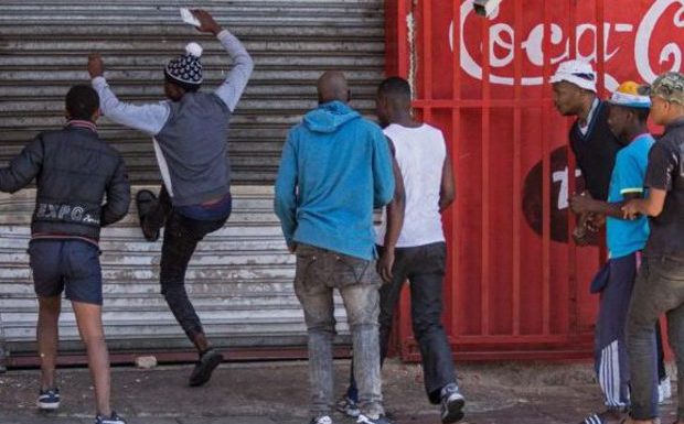 Anarchie à Johannesburg, l’Afrique du Sud en proie à la violence xénophobe