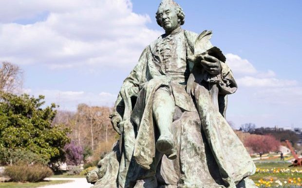 Paris. Et si vous adoptiez une statue ? Le Jardin des plantes lance une souscription pour la restauration de ses statues