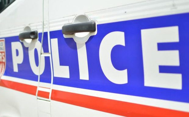 Saint-Etienne (42): un homme poignardé dans le dos, 4 individus interpellés