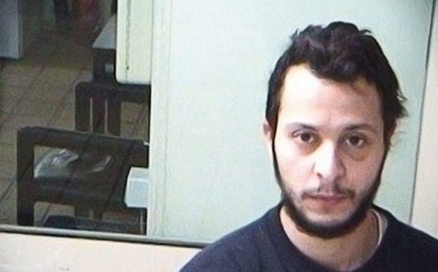 Les multiples visages de Salah Abdeslam en prison