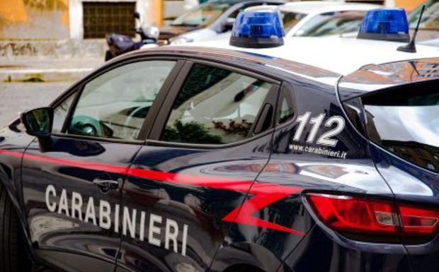 Milan. Un clandestin vole puis agresse les agents venus l’arrêter. Le procureur le libère : « Arrestation disproportionnée »