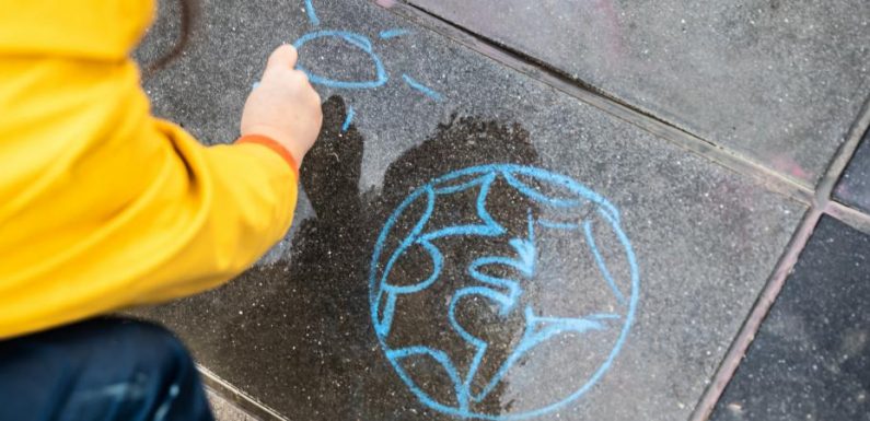 « C’est une source d’angoisse pour pas mal d’enfants » : comment le réchauffement climatique est enseigné à l’école