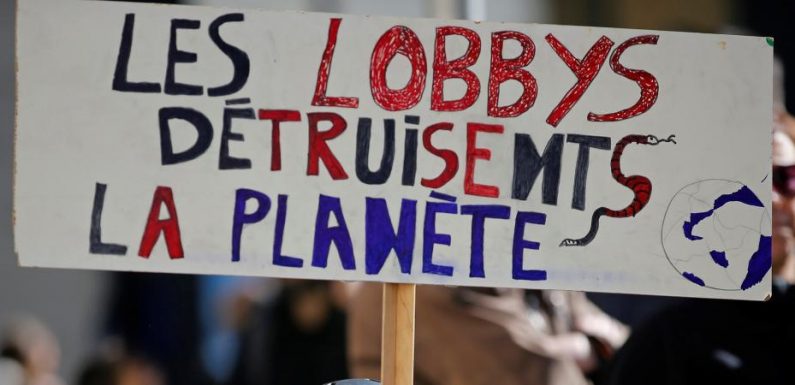 Lutte contre les lobbies : deux ONG lancent une campagne pour inciter les politiques à rendre leurs agendas publics