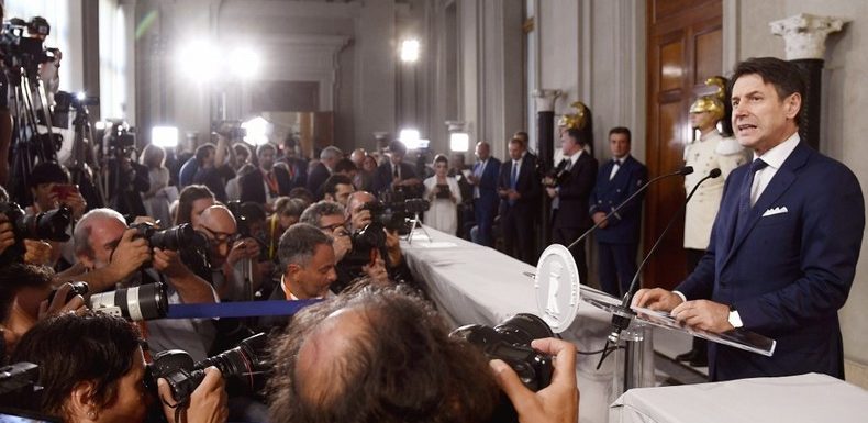 Italie : la coalition entre populistes de gauche et sociaux-démocrates dévoile son gouvernement