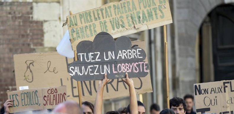 Quatre grandes villes aux mains de l’opposition prennent des arrêtés anti-pesticides