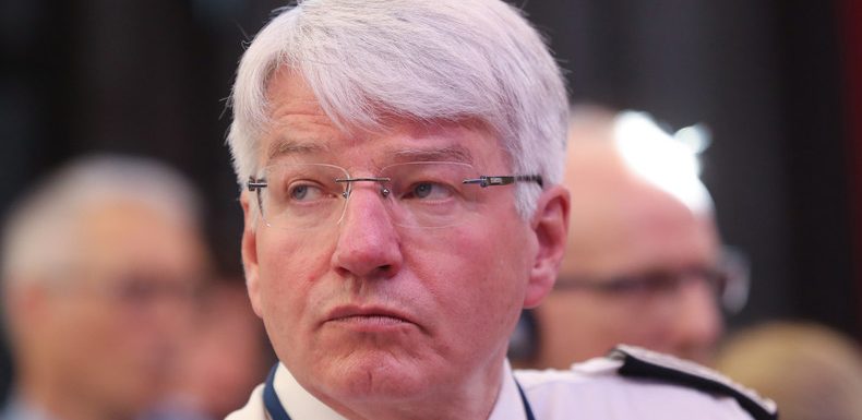 Imbroglio policier à Sevran : le DGPN refuse la suspension du fonctionnaire voulue par le préfet