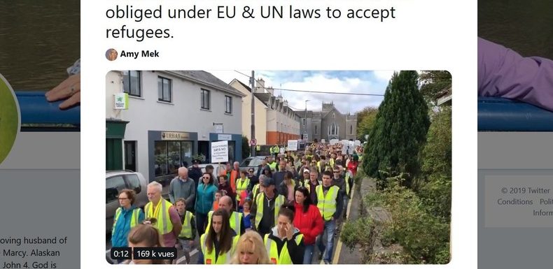 Des Gilets jaunes irlandais se mobilisent contre l’ouverture d’un centre pour demandeurs d’asile