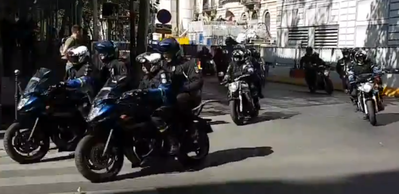 «De mon temps, la police ce n’était pas ça» : un policier pro-Gilet jaune devant le parquet de Paris