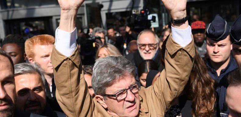 Jean-Luc Mélenchon ne fera plus accréditer l’émission Quotidien pour ses événements