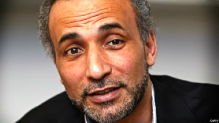 Tariq Ramadan et la théorie du complot : la stratégie du victimisme