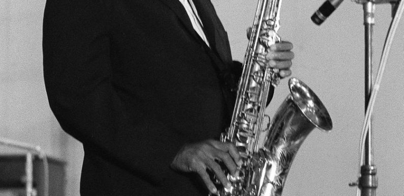 « Blue World », un inédit de John Coltrane enregistré entre deux albums clés, deux chef-d’œuvres : « Crescent » et « A Love Supreme »