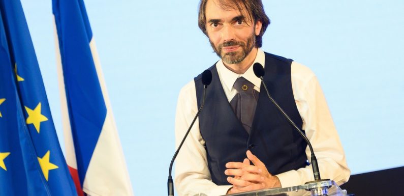 C’est l’heure du BIM : Villani marche seul, Trump calme le jeu et les taxis volent sur la Seine
