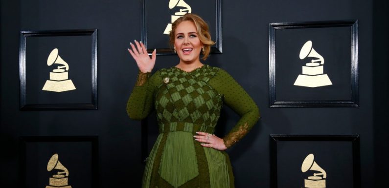 VIDEO. Le divorce d’Adele se passe bien… Jennifer Lawrence a été vue au bureau des licences de mariage de New York…