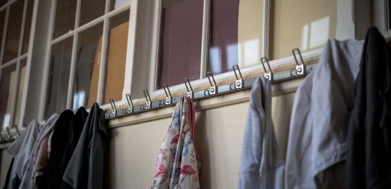 Suicide d’une directrice: les parents d’élèves interpellent le ministre sur un « dramatique cri d’alerte »