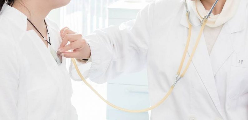 « On apprend auprès de ceux qu’on soigne », témoigne Charline, infirmière libérale
