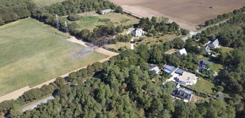 Morbihan: Les pilotes de l’avion de chasse qui s’est crashé ont «tout fait pour éviter les zones habitées»