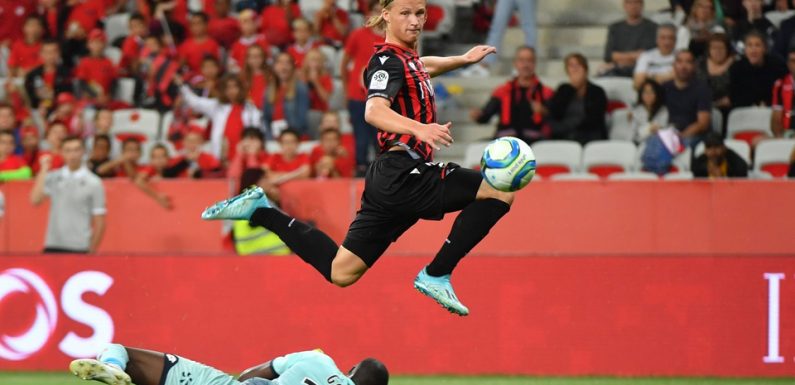 OGC Nice : Un jeune joueur reconnaît avoir volé la montre de Dolberg dans le vestiaire