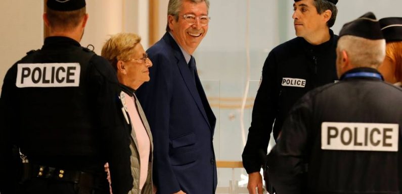 Les infos immanquables du jour : Balkany en prison, phobie scolaire et tapisserie de « Game of Thrones »
