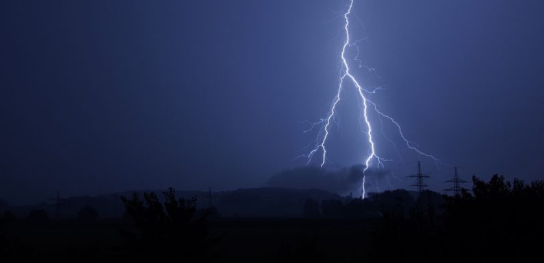 Météo : Vigilance orange dans l’Hérault et les Pyrénées-Orientales aux orages et aux inondations