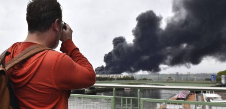 Incendie de l’usine Lubrizol à Rouen : Les autorités tentent de rassurer mais l’inquiétude demeure sur les risques