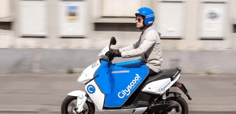 «Un scooter électrique, mais à quel prix?» Les internautes prêts à moins polluer, mais insatisfaits par l’offre