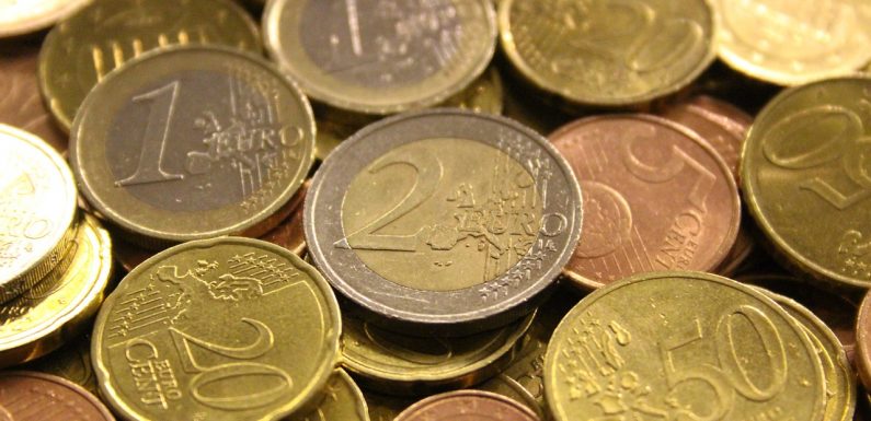 Bienvenue de l’autre côté du miroir, dans le monde imaginaire des taux bas