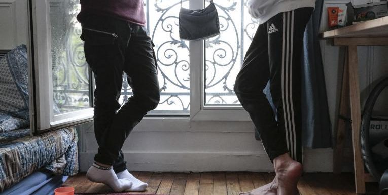 France : les “hébergeurs solidaires” ouvrent leur porte à de jeunes migrants isolés