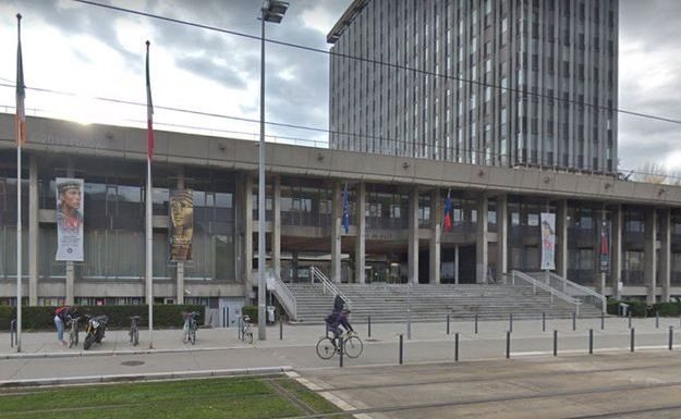 Un incendie endommage une partie de la mairie de Grenoble