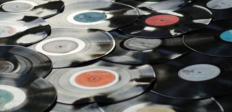 Pour la première fois depuis 30 ans, les ventes de vinyles vont dépasser celles des CD