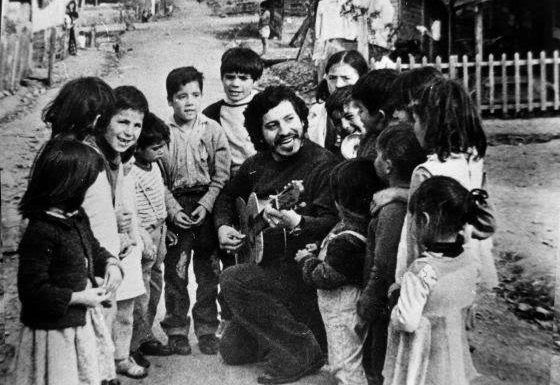 Víctor Jara (28 septembre 1932 – 16 septembre 1973)