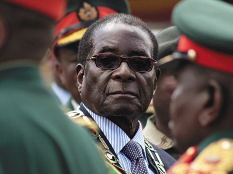 Zimbabwe : les secrets de la longévité au pouvoir de Robert Mugabe (REPLAY)