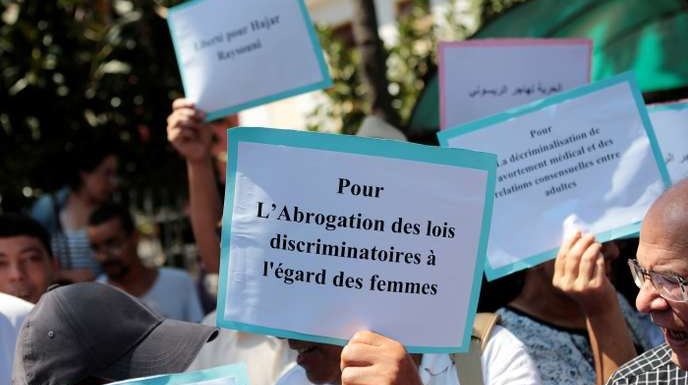 « Nous, citoyennes et citoyens marocains, déclarons que nous sommes hors la loi »