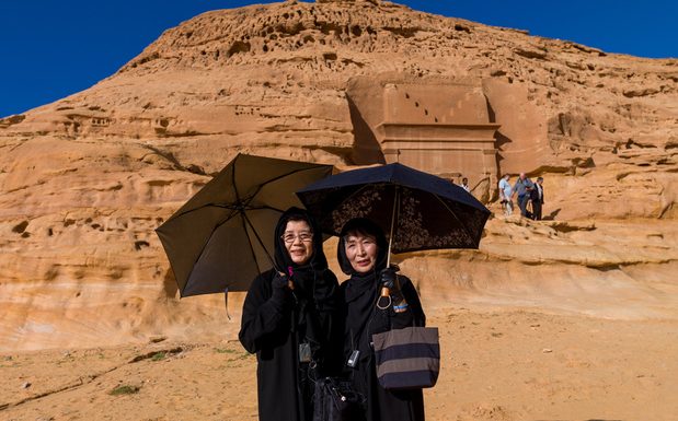 L’Arabie saoudite va émettre pour la première fois des visas de tourisme, vêtements pudiques exigés