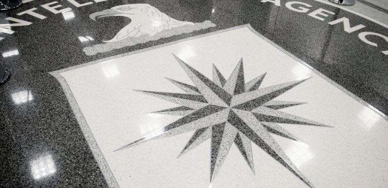 Le lanceur d’alerte appartient à la CIA