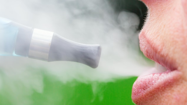 Un premier cas de maladie grave liée au vapotage au Québec