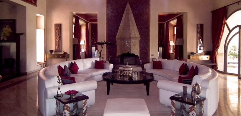 Exclu : les images de la villa de rêve des Balkany à Marrakech, Maroc