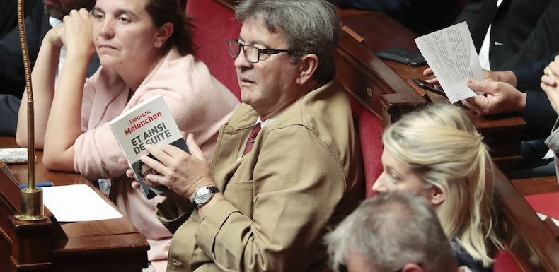 « Ma personne est sacrée » : dans son livre, Jean-Luc Mélenchon s’explique et lance son procès