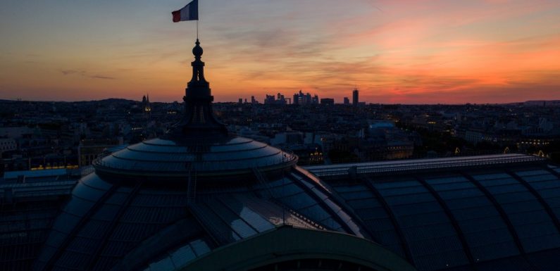 Droite, gauche : à quel saint se vouer ?