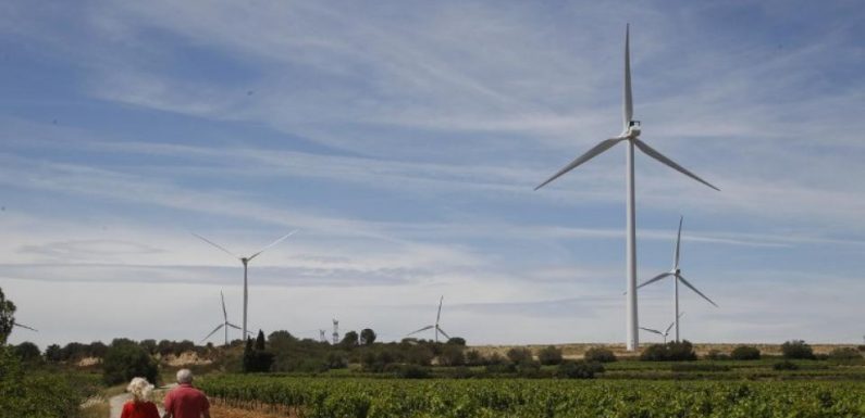 Corruption, lobbyisme et financement d’associations : le tiercé gagnant des fabricants d’éoliennes pour asseoir leur légitimité