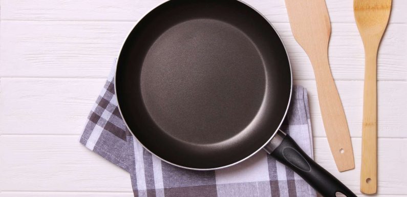 Science décalée : comment les poêles à frire peuvent réduire la taille du pénis