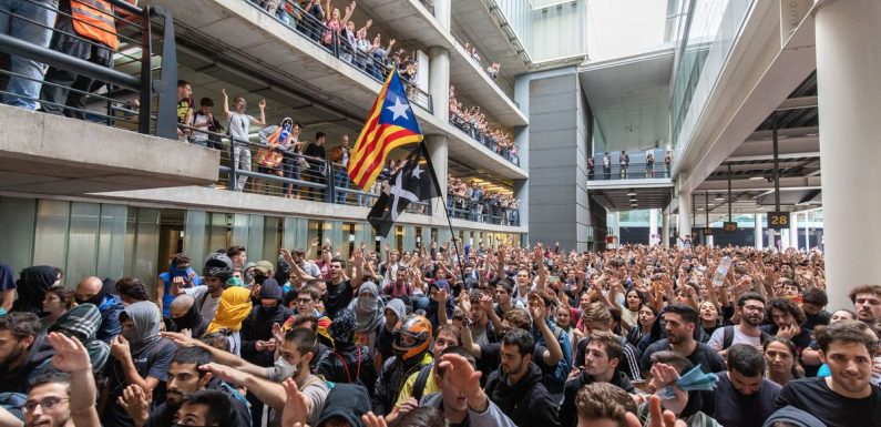 Opaque et ultra-connectée : Tsunami Democràtic, organisation indépendantiste catalane d’un genre nouveau