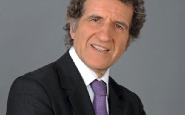 Pour Gérard Leclerc (éditorialiste CNEWS), le voile islamique est comparable au jean dans la société française