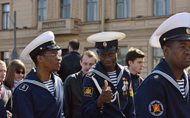 Russie : à Sotchi, les Chefs d’État africains alertent sur le « racisme anti-Noir qui gangrène la société »
