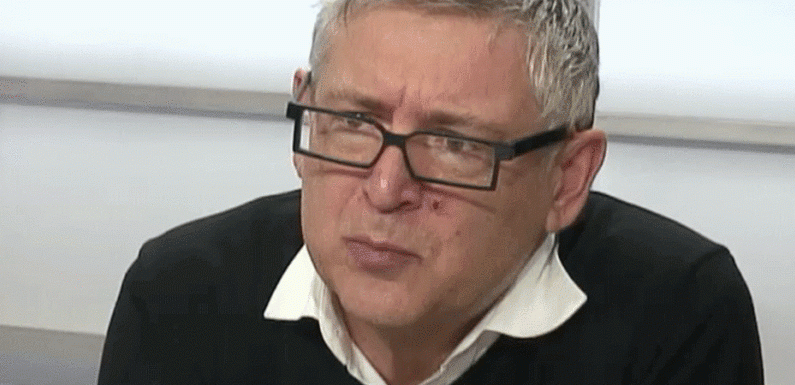 Michel Onfray à propos de la déclaration d’Emmanuel Macron sur le port du voile : « Il est président de la République, c’est donc son affaire »