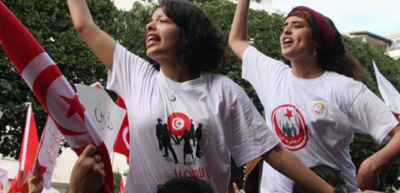 Harcèlement sexuel : les Tunisiennes lancent #EnaZeda (MeToo) pour témoigner