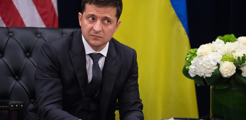 Un pas vers la paix ? L’Ukraine accepte la feuille de route visant à un règlement dans l’est du pays