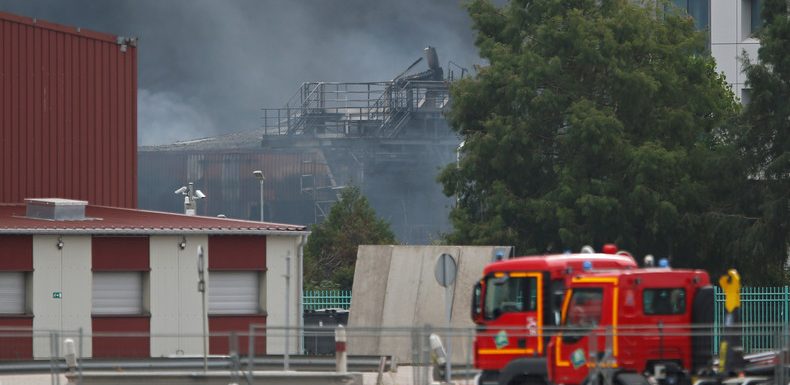 Incendie de Rouen : les pompiers et policiers primo-intervenants étaient-ils assez équipés ?