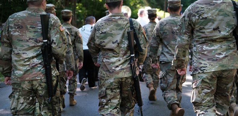 Un millier de soldats américains vont quitter le nord de la Syrie, selon le chef du Pentagone